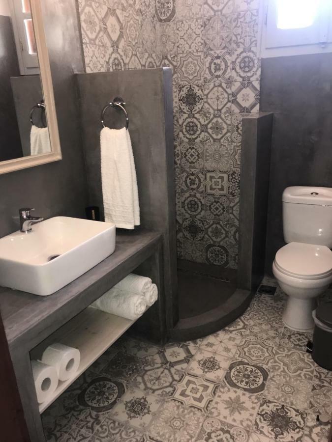 Panorama Thea Appartement Sými Buitenkant foto